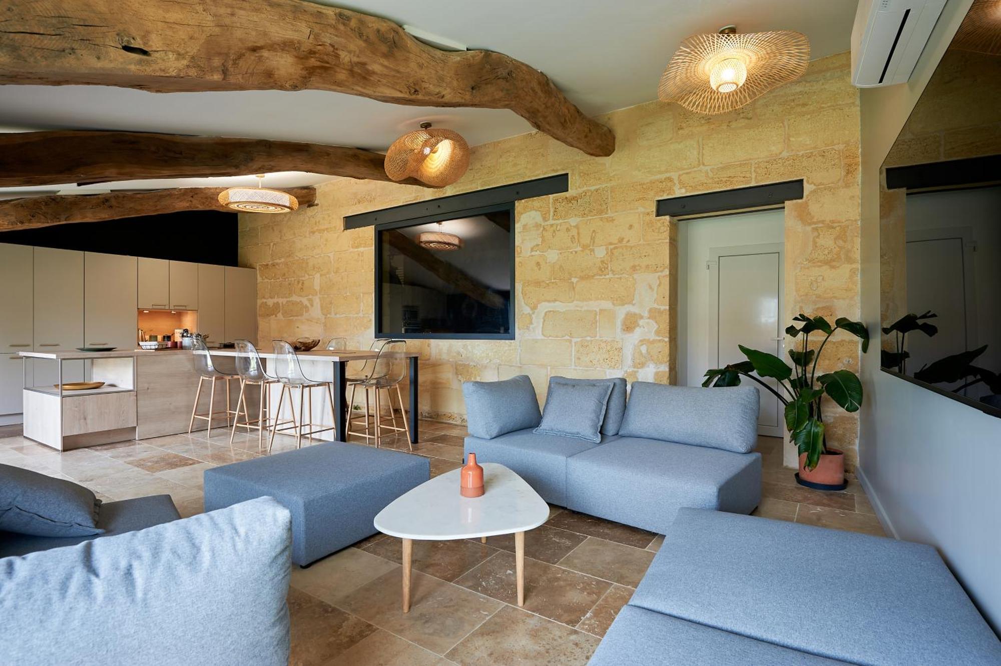 Bed and Breakfast Le Repaire Lagardere Lussac  Exterior foto